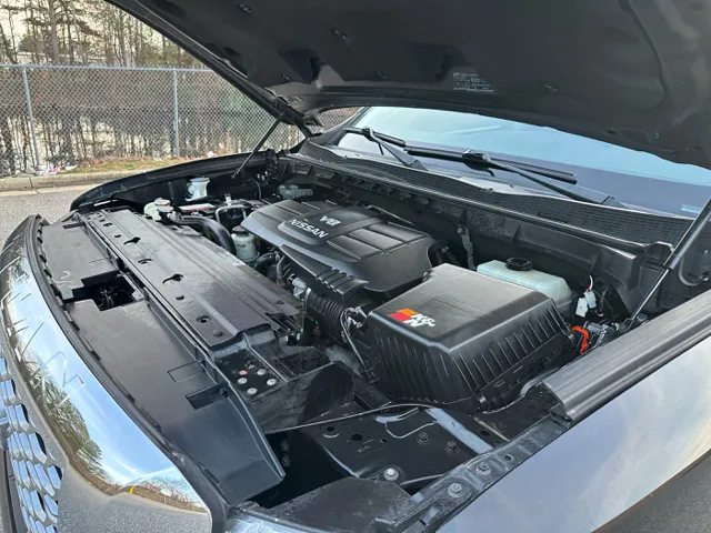 2017 Nissan Titan SL - Photo 40