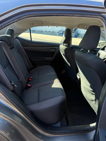2019 Toyota Corolla LE - Photo 13