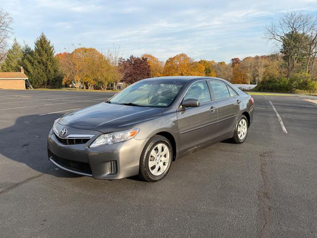 2010 Toyota Camry Hybrid Sedan