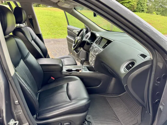 2019 Nissan Pathfinder SL - Photo 8