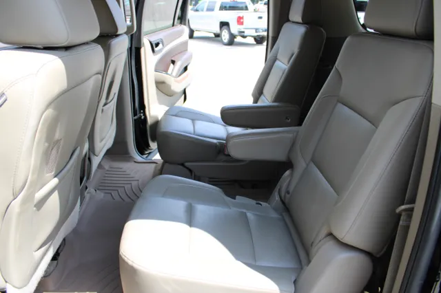 2015 Chevrolet Suburban LTZ - Photo 31