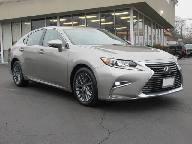 2018 Lexus ES 350 ES 350's photo