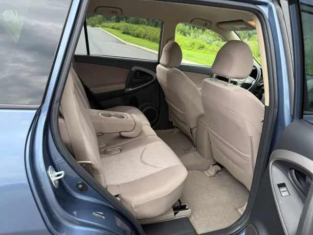 2006 Toyota RAV4 Base - Photo 17