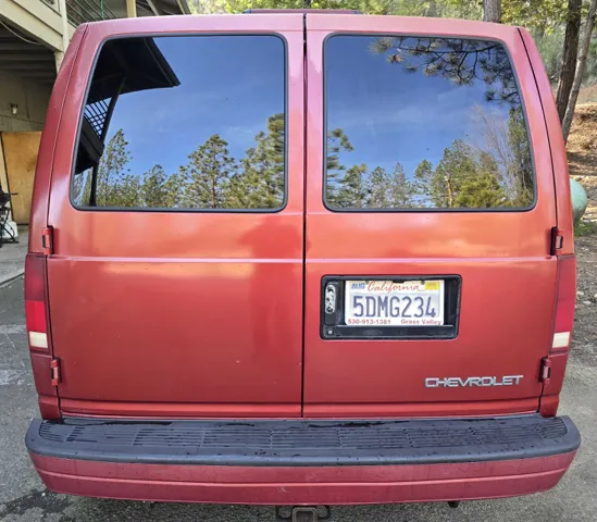 1997 Chevrolet Astro - Photo 12