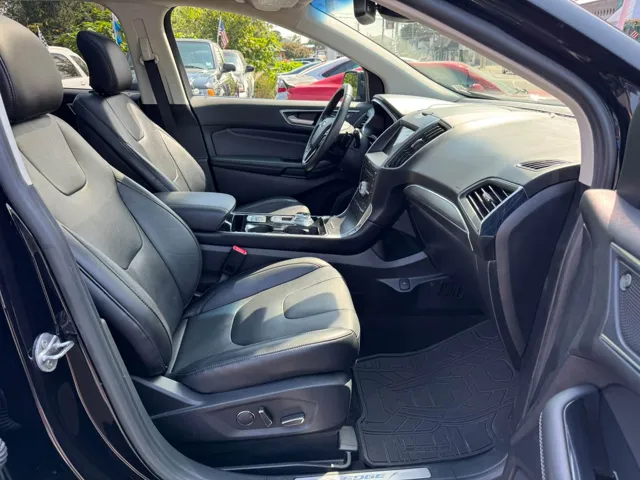 2019 Ford Edge Titanium - Photo 8
