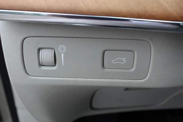 2018 Volvo XC90 Inscription photo 13