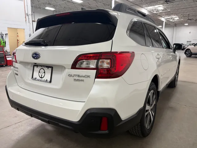 2019 Subaru Outback Limited - Photo 8