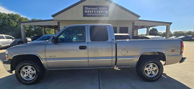 2001 Chevrolet Silverado 1500 LT Ext. Cab Short Bed 4WD