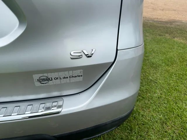 2015 Nissan Rogue SV - Photo 19