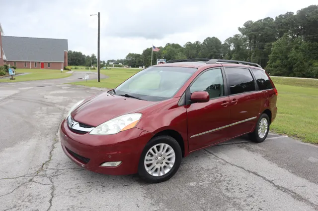 2009 Toyota Sienna