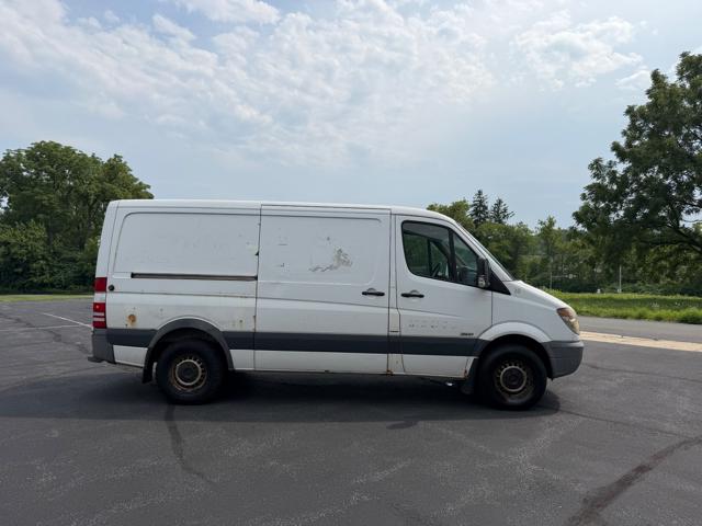 2011 Mercedes-Benz Sprinter 2500 High Roof 144-in. WB