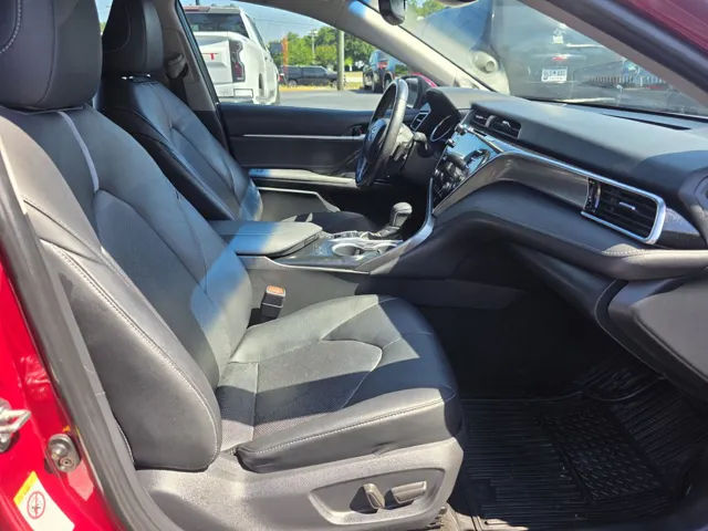 2018 Toyota Camry XSE - Photo 22