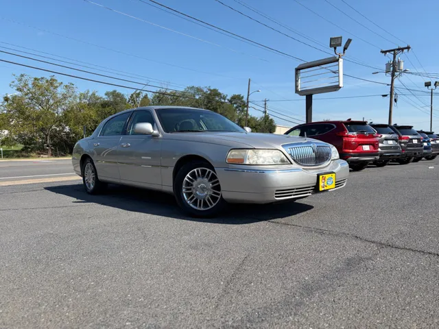 2006 Lincoln Town Car