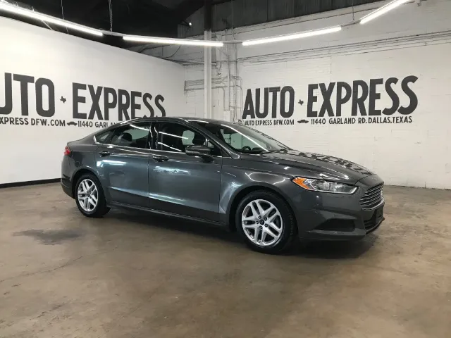 2015 Ford Fusion's photo