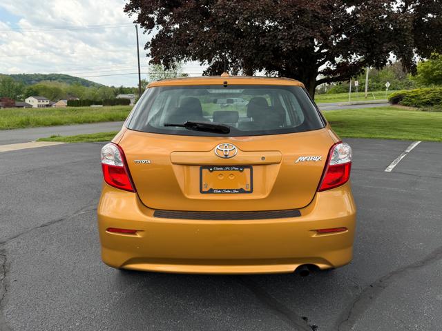2009 Toyota Matrix Base 4-Speed AT
