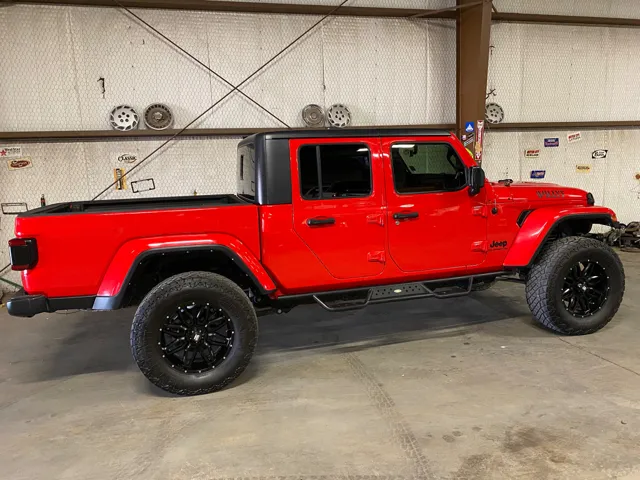 2021 Jeep Gladiator WILLYS's photo