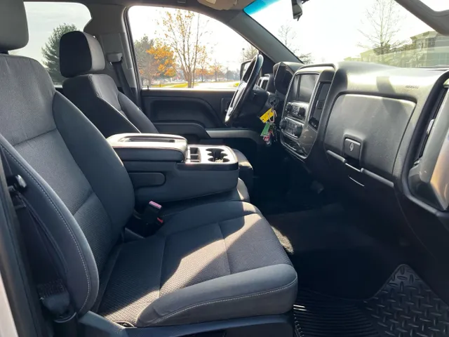 2019 Chevrolet Silverado 1500 LD LT - Photo 10