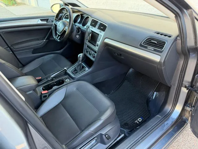 2015 Volkswagen Golf TDI SE - Photo 14