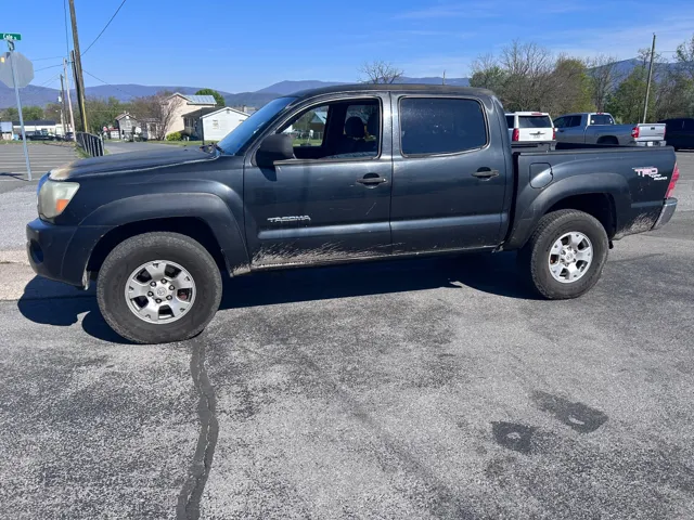 2005 Toyota Tacoma 4x4 Doublecab V6's photo