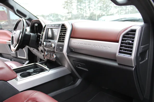 2020 Ford F-450 Super Duty Platinum - Photo 24