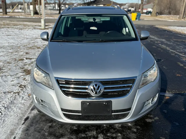 2010 Volkswagen Tiguan SEL - Photo 4