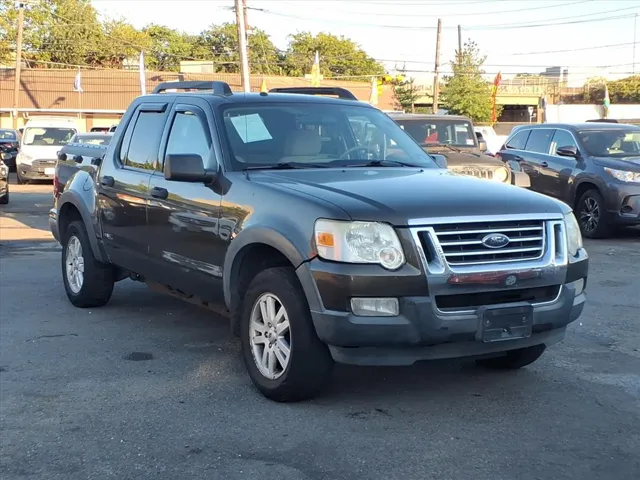 2008 Ford Explorer Sport Trac XLT's photo