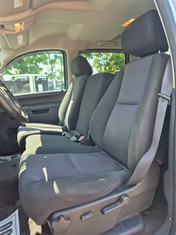2010 Chevrolet Silverado 2500HD 1LT - Photo 13