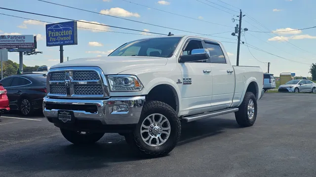 2018 RAM 2500 Pickup Laramie