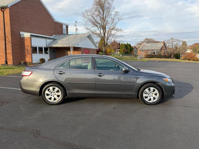 2010 Toyota Camry Hybrid Sedan