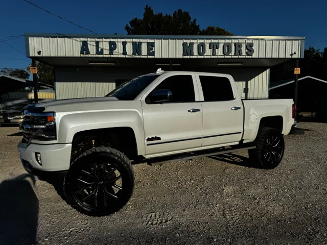 2016 Chevrolet Silverado 1500 High Country's photo