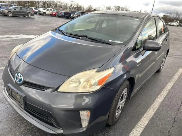2012 Toyota Prius's photo