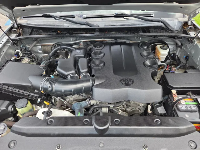 2016 Toyota 4Runner Base photo 17