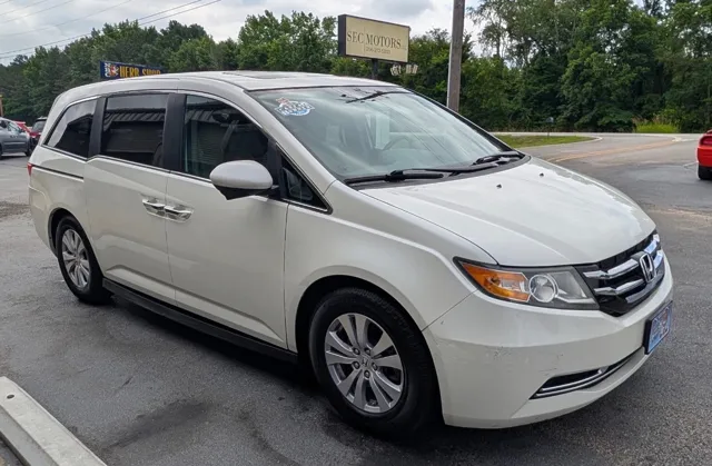 2016 Honda Odyssey EX-L's photo