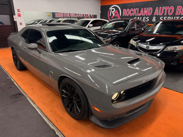 2019 Dodge Challenger Scat Pack's photo