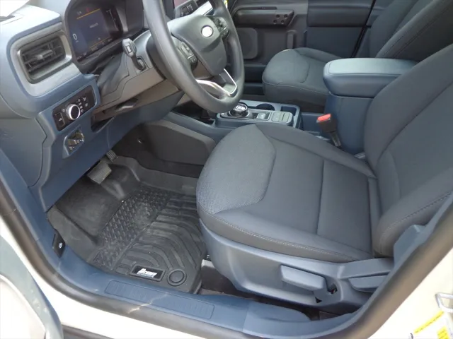 2025 Ford Maverick XL - Photo 9