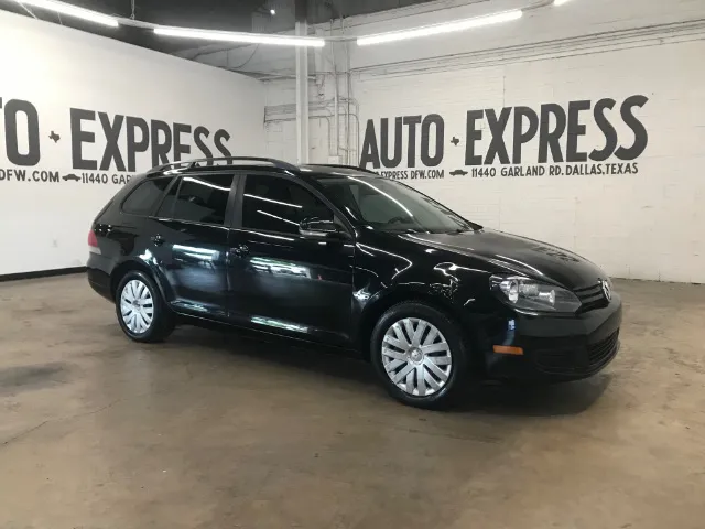 2011 Volkswagen Jetta SportWagen's photo