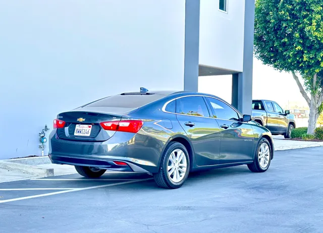 2018 Chevrolet Malibu 1LT - Photo 10