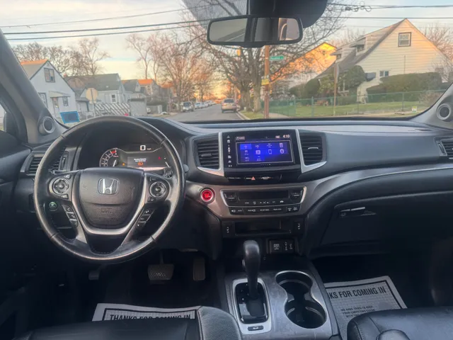 2017 Honda Pilot EX-L - Photo 20