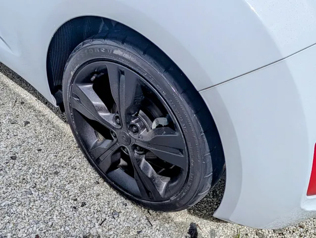 2017 Hyundai Veloster Value Edition photo 9