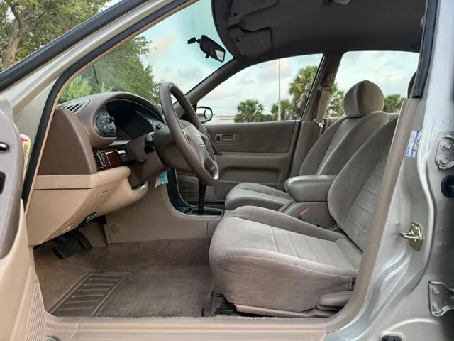 1995 Nissan Altima - Photo 7
