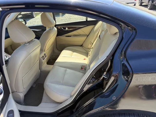 2015 INFINITI Q50 Premium - Photo 10
