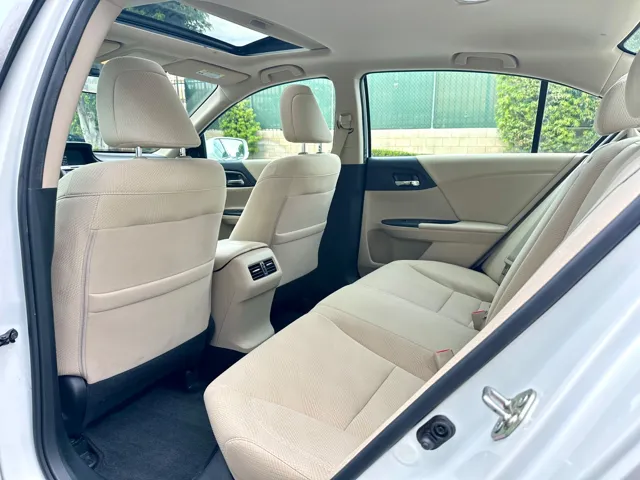 2017 Honda Accord EX - Photo 30