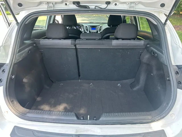 2016 Hyundai Elantra GT Base - Photo 20
