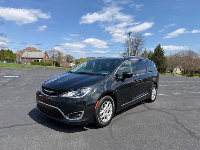 2019 Chrysler Pacifica Touring-L