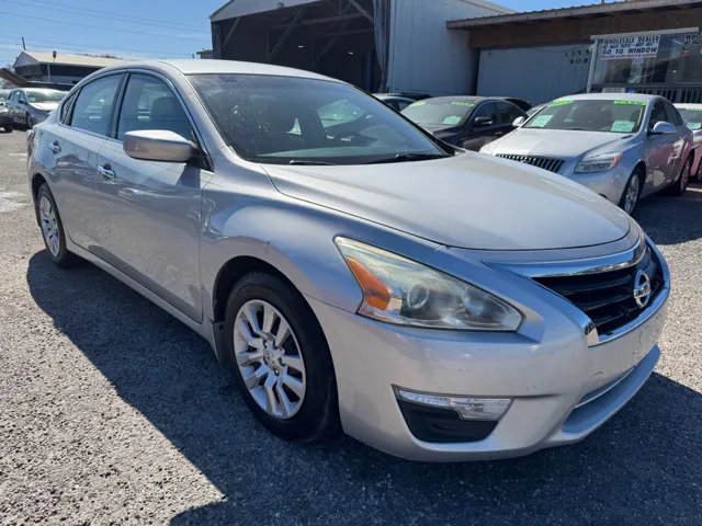 2015 Nissan Altima SV