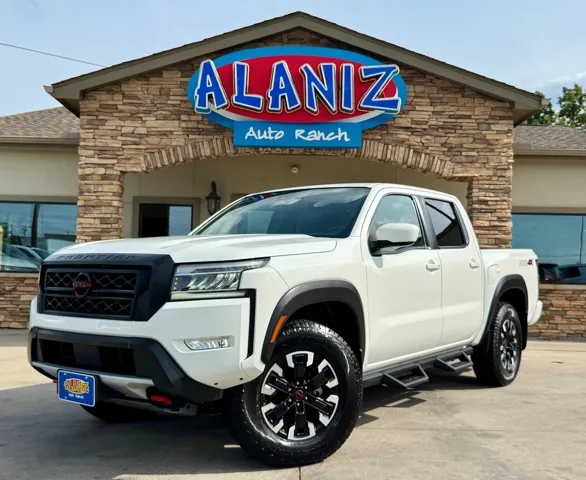 2023 Nissan Frontier PRO-4X Crew Cab 4X4's photo
