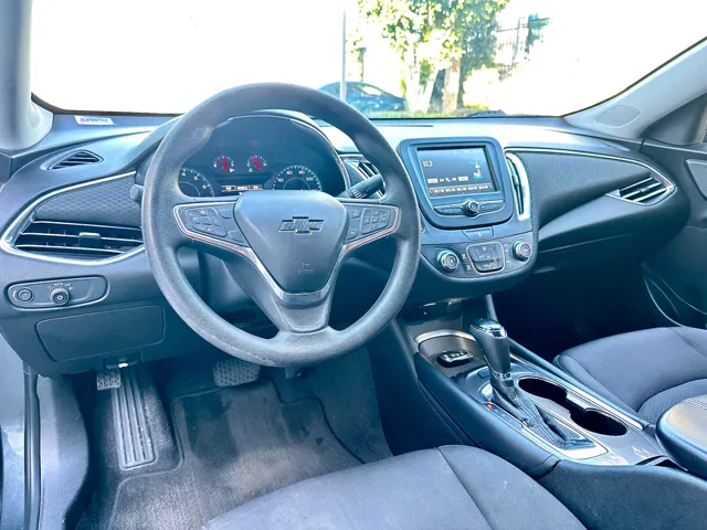 2018 Chevrolet Malibu 1LT - Photo 29