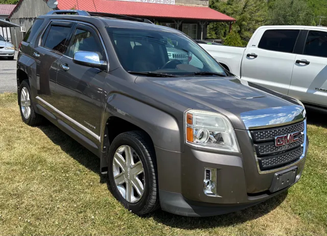 2010 GMC Terrain AWD SLT-2's photo