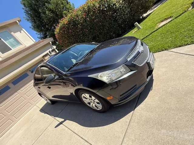 2013 Chevrolet Cruze's photo