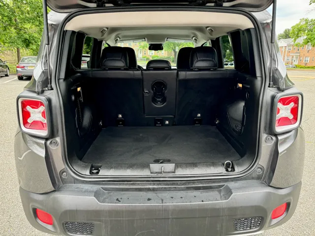 2017 Jeep Renegade Limited - Photo 24